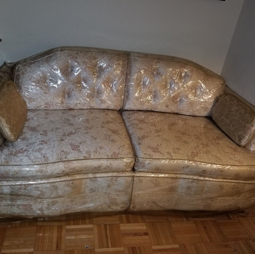 Roma Furniture Love Seat